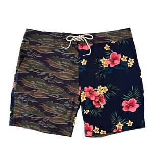 NWT J. Crew Men's Green Camo/Floral Print 7" Breaker Stretch Board Shorts -SZ 32